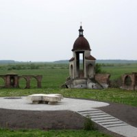 Подорож для закоханих до Дня Святого Валентина у Дубенський замок, Тараканів Форт та Тунель кохання!